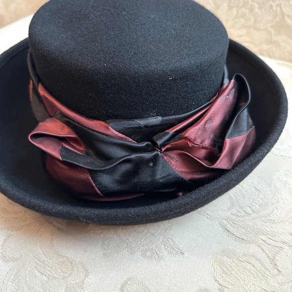 Vintage LAURA ASHLEY Great Britain black wool hat - Picture 11 of 11